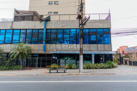 Image 63 - 916458