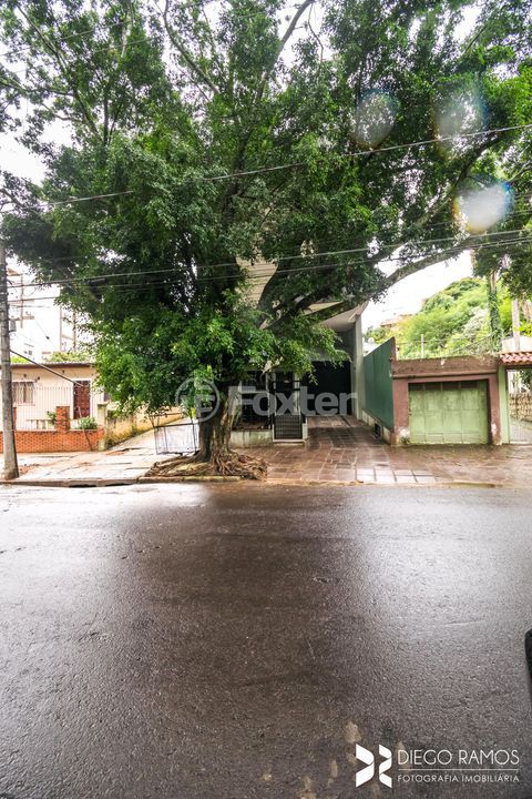 Image 26 - 1003746