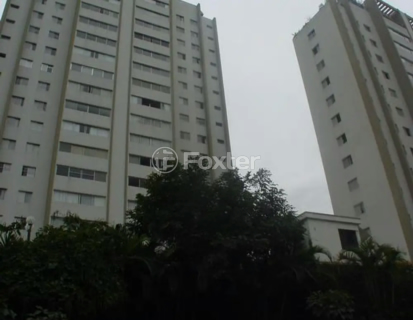 Image 16 - 1040330