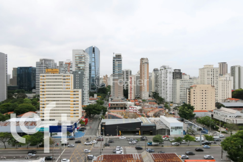 Image 41 - 1030561