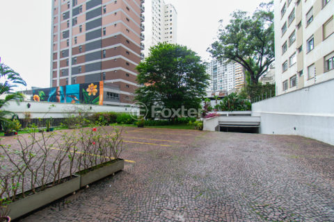 Image 26 - 1023004