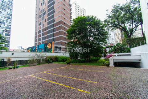 Image 29 - 1023004