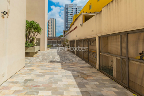 Image 34 - 989291