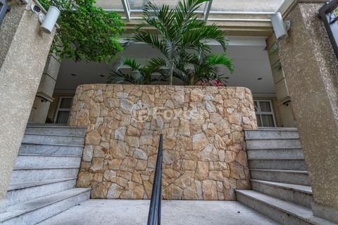 Image 86 - 852198