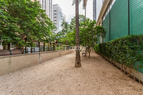 Image 89 - 852198