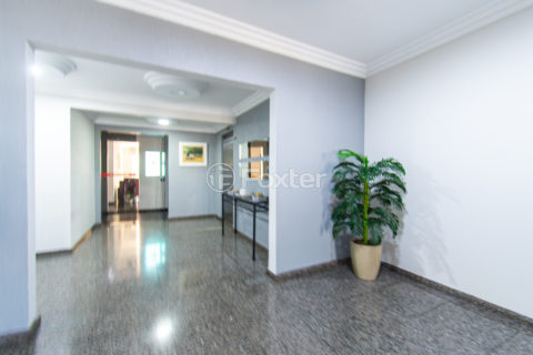 Image 11 - 980659