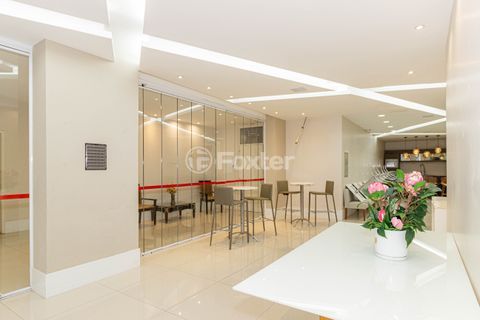 Image 31 - 935466