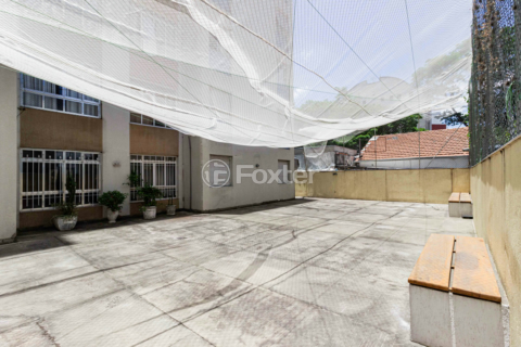 Image 32 - 1035543