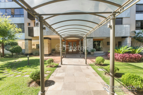 Image 22 - 201138