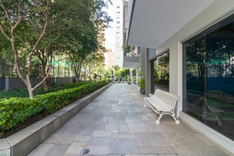 Image 62 - 1015534