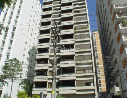 Image 7 - 832854