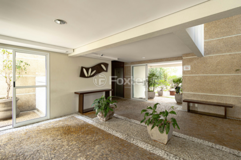 Image 33 - 960925
