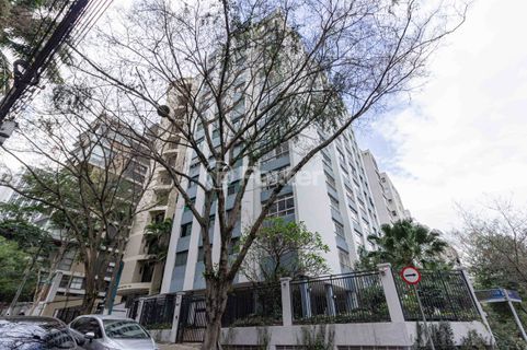 Image 23 - 1012984