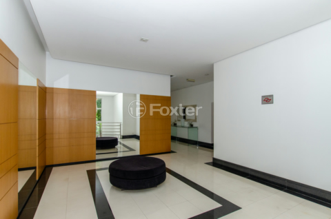 Image 6 - 984652