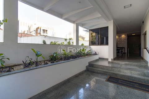 Image 46 - 884812