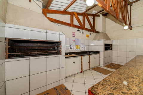Image 33 - 216916