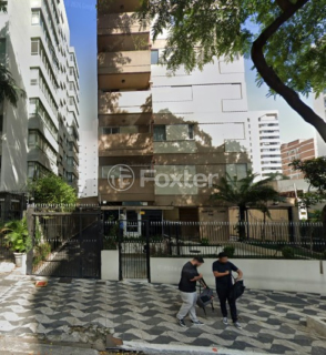 Image 9 - 856925