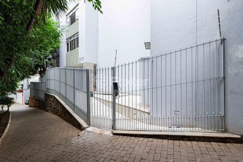Image 38 - 957599