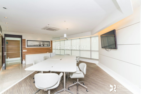 Image 17 - 995447