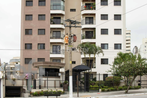 Image 40 - 1032193