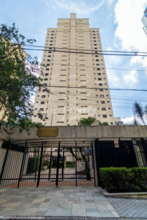 Image 38 - 973810