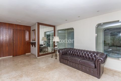 Image 39 - 882729