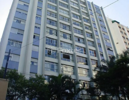 Image 30 - 998355