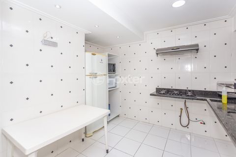 Image 31 - 1035059