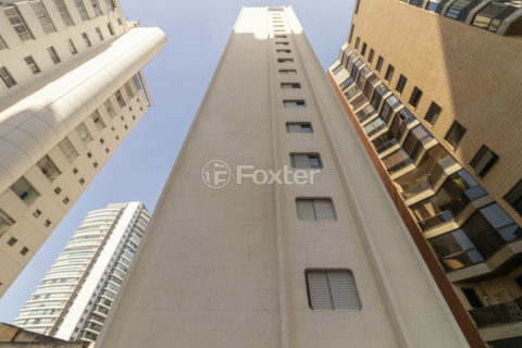 Image 31 - 1020543