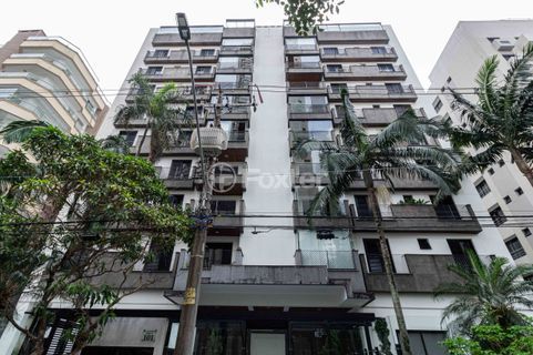 Image 38 - 930359