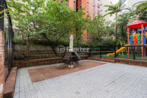 Image 36 - 1002909