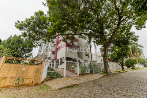 Image 33 - 989315