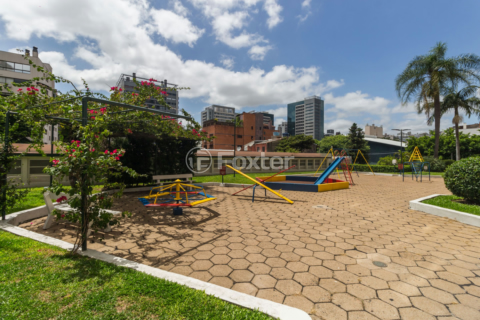 Image 36 - 1017154