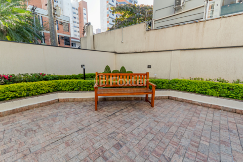 Image 32 - 328037