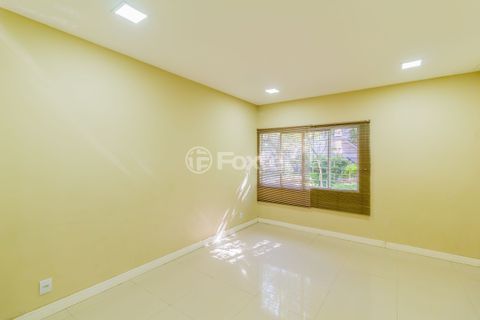 Image 27 - 378854