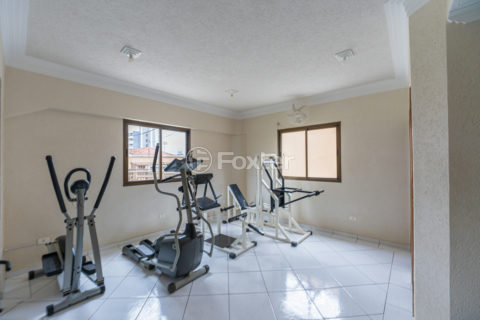 Image 32 - 1017538
