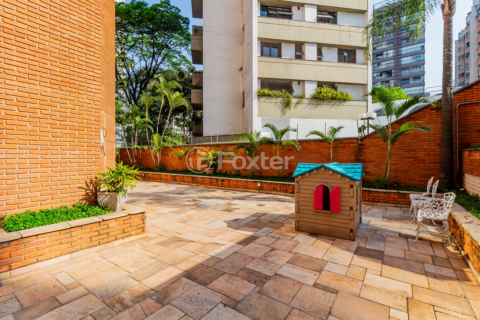 Image 85 - 1032637