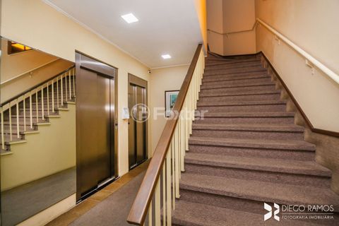 Image 34 - 998134