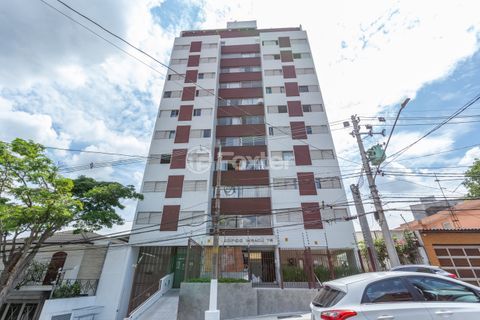 Image 35 - 1040259