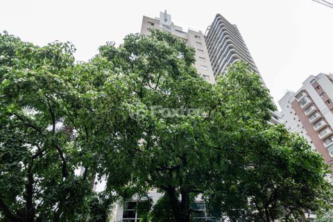 Image 17 - 891824