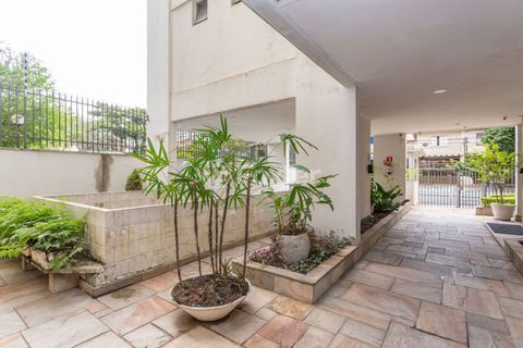 Image 36 - 835062