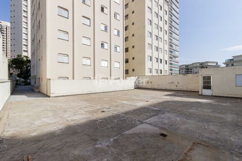 Image 32 - 942228