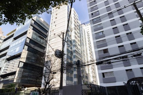 Image 10 - 549563