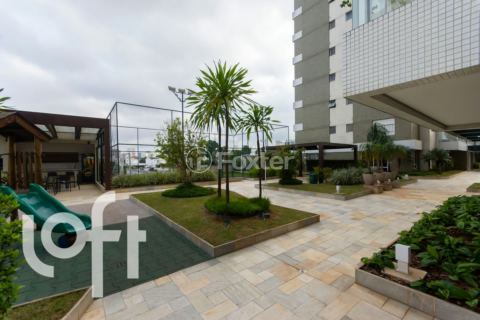 Image 29 - 938002