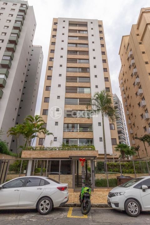 Image 20 - 1034073