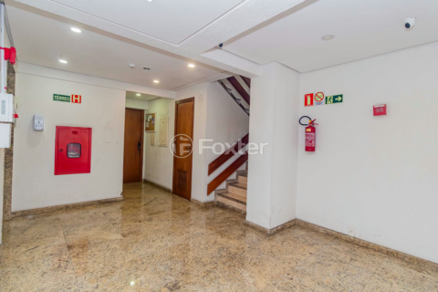 Image 33 - 926612