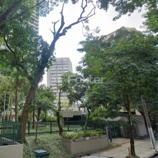 Image 67 - 1033883
