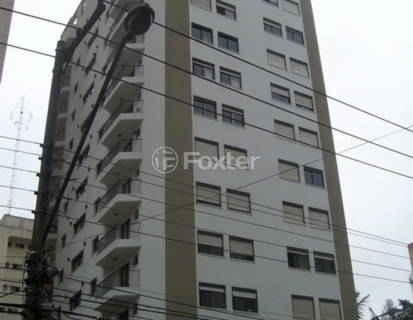 Image 17 - 891637