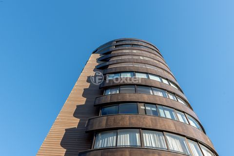 Image 35 - 1011355