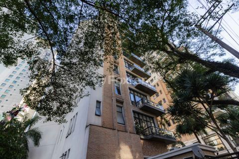 Image 37 - 876520